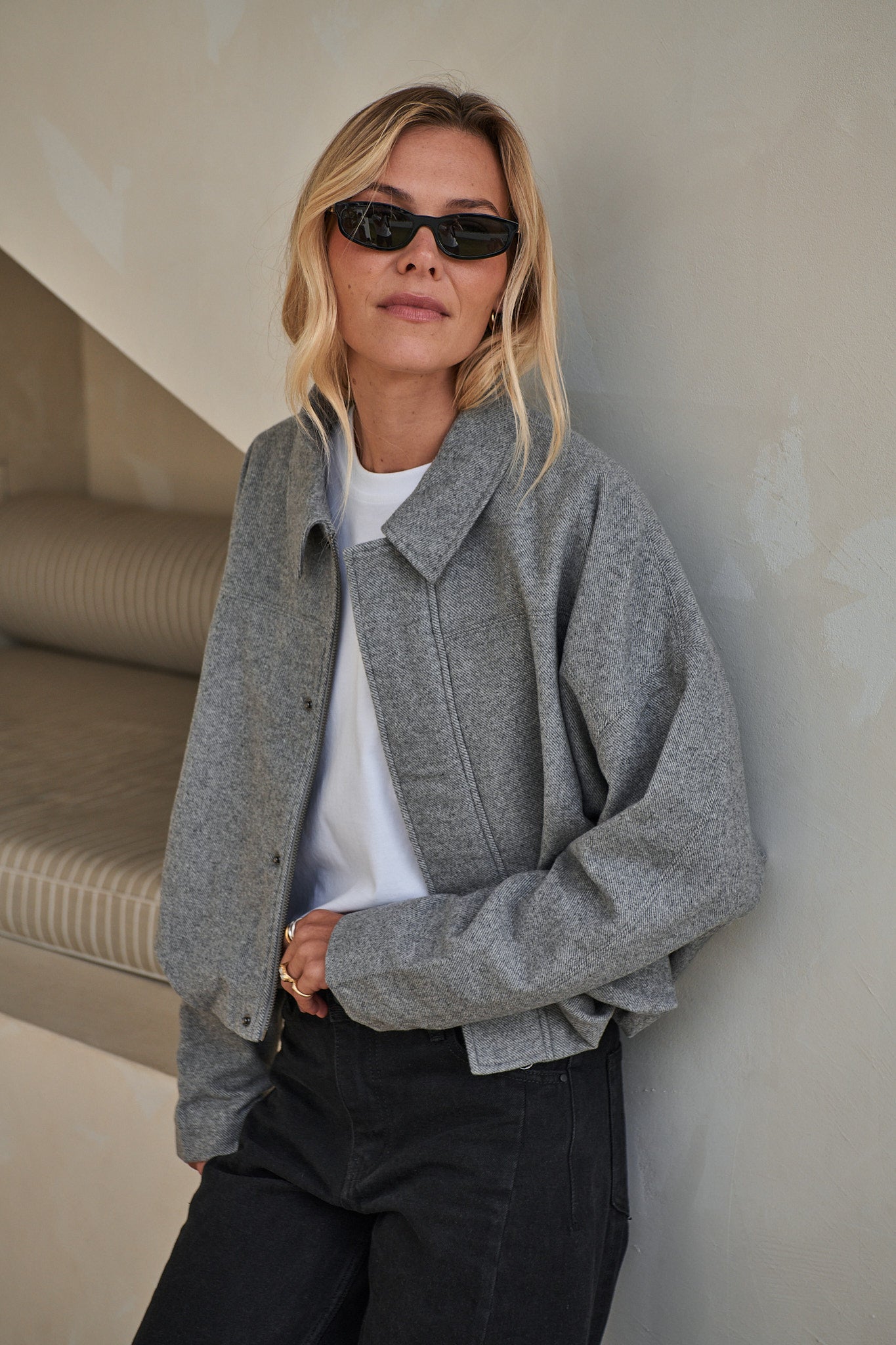 Crop Zip Wool Jacket - Grey in herringbone wool with a relaxed fit and textured finish for an easy, everyday vibe.
