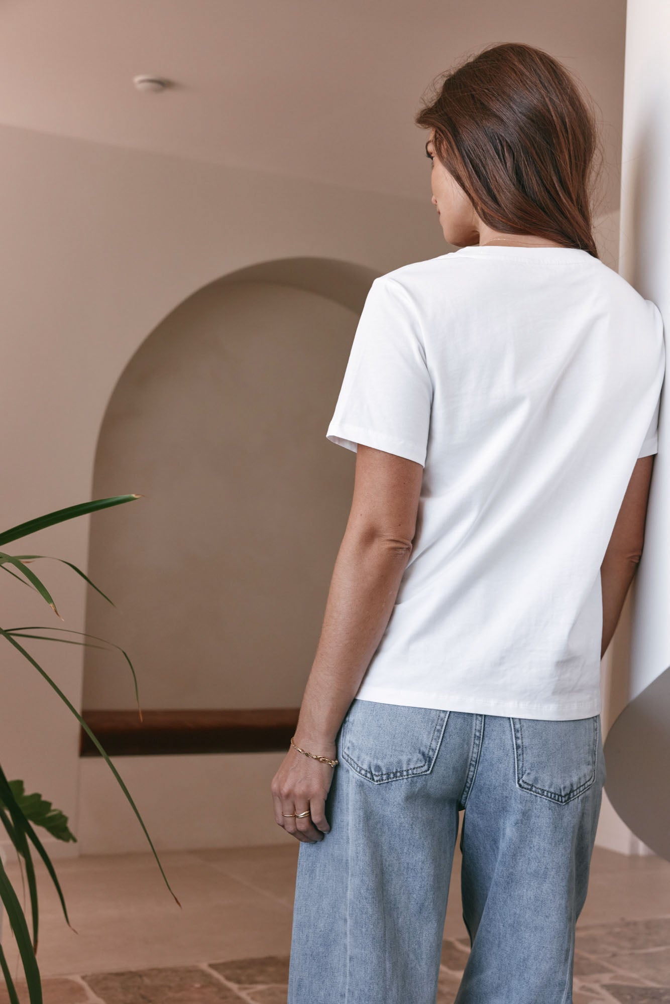 Classic Crew T Shirt - White in mid-weight cotton with a close cut that keeps its shape after washing for easy, casual layering.
