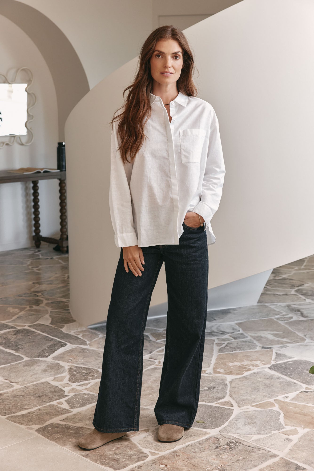 Mid Rise Wide Leg Jean - Indigo made from rigid denim with a fitted waist and hip and a clean wide leg silhouette for a sharp look.