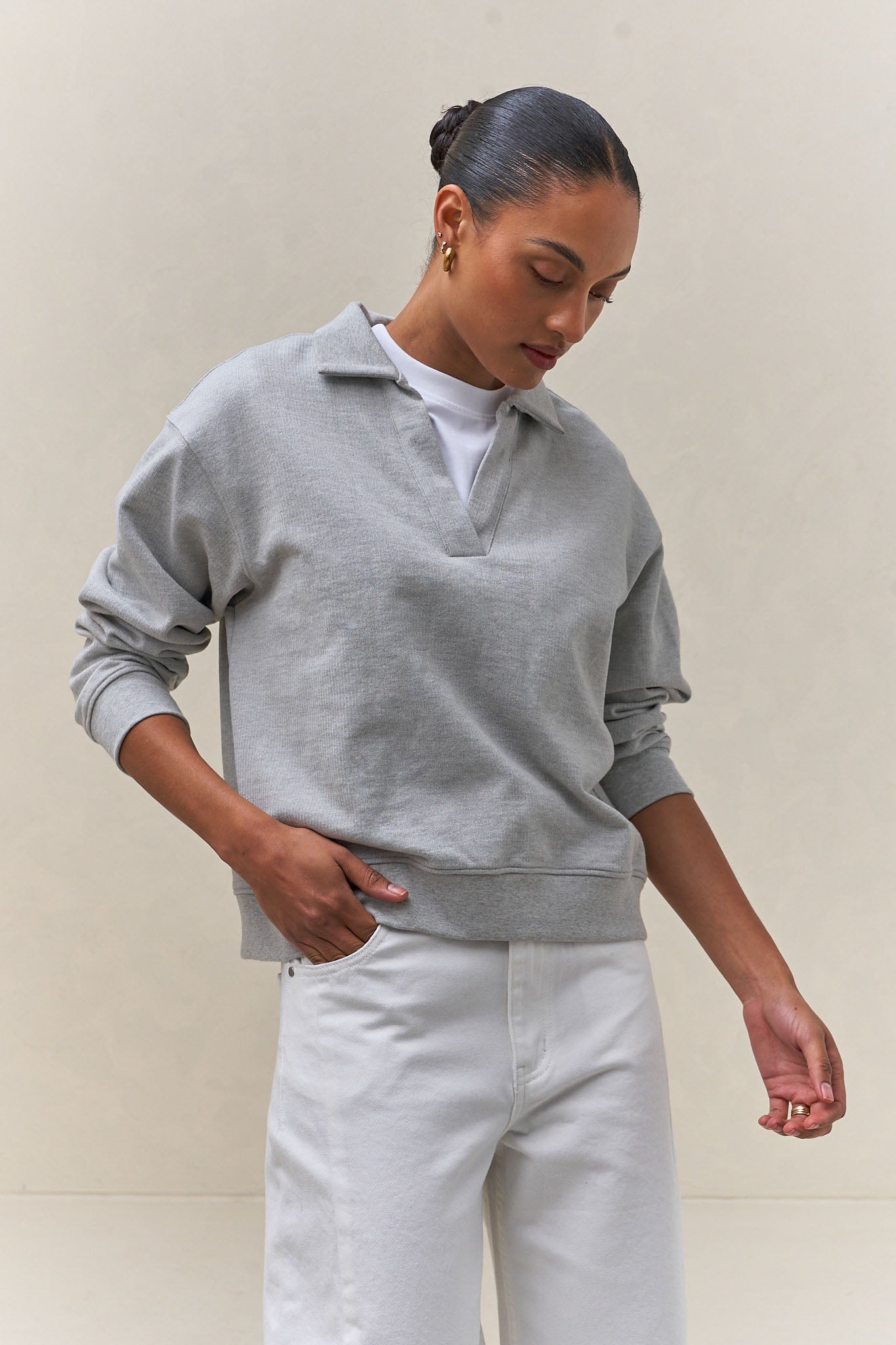 Cotton Polo Sweat - Grey in soft cotton with a relaxed fit, featuring a polo collar and clean-finished seams for easy casual wear.